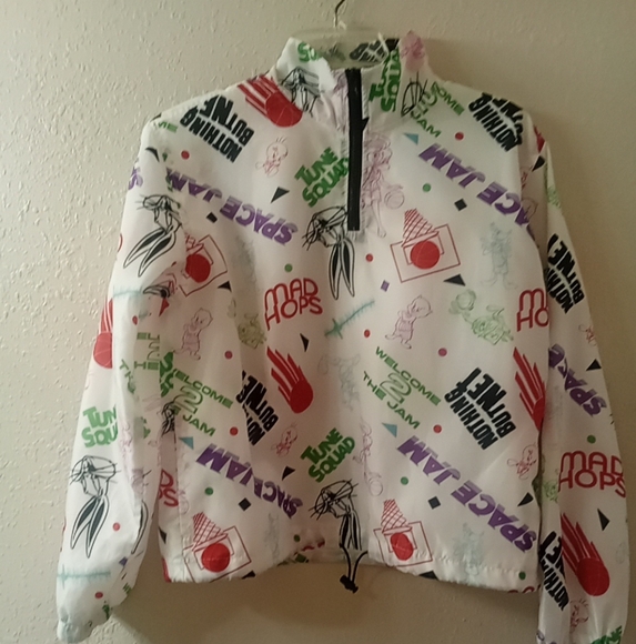 Windbreaker - Picture 5 of 11